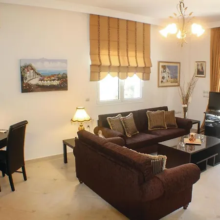 Nice Home In Nea Makri With Kitchen Exterior foto